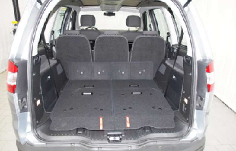 Ford Galaxy Titanium 2 0 Tdci Dpf 5dr Mpv 2010 Ridc