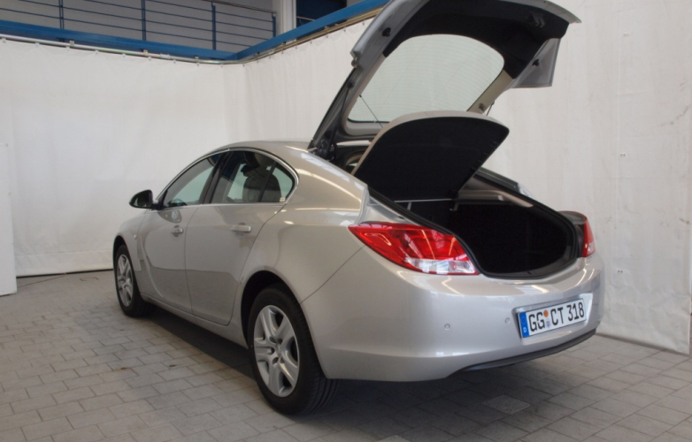 Vauxhall Insignia 2.0 CDTi 5dr hatch 2010 RiDC