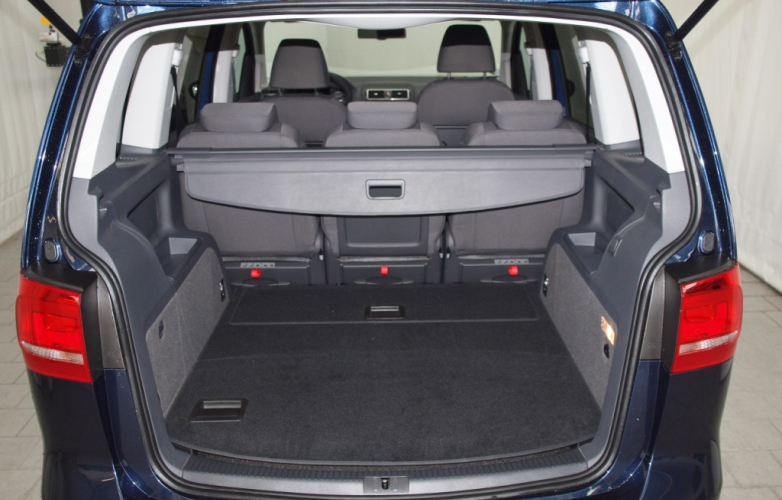 Volkswagen Touran Comfortline 1.4 TSi Eco Fuel 5dr MPV 2010 RiDC