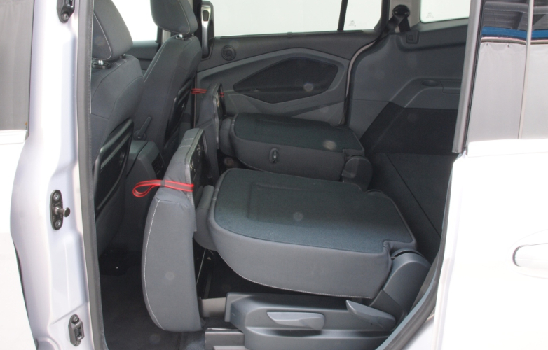 Ford Grand C Max Titanium 2 0 Tdci 5dr Mpv 11 Ridc Ford Grand C Max Titanium 2 0 Tdci 5dr Mpv 11 Ridc