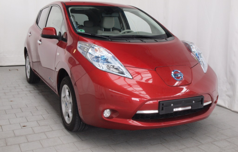 Nissan LEAF Zero Emission Elektro 5dr hatch 2011 RiDC