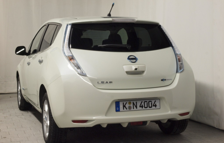 Nissan LEAF Zero Emission 5dr hatch 2012 RiDC