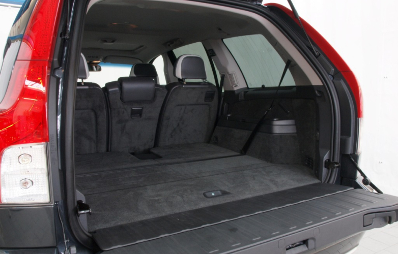 Volvo XC 90 D5R AWD Design 2.4 D5R Geartronic 5dr 4x4 2012 RiDC