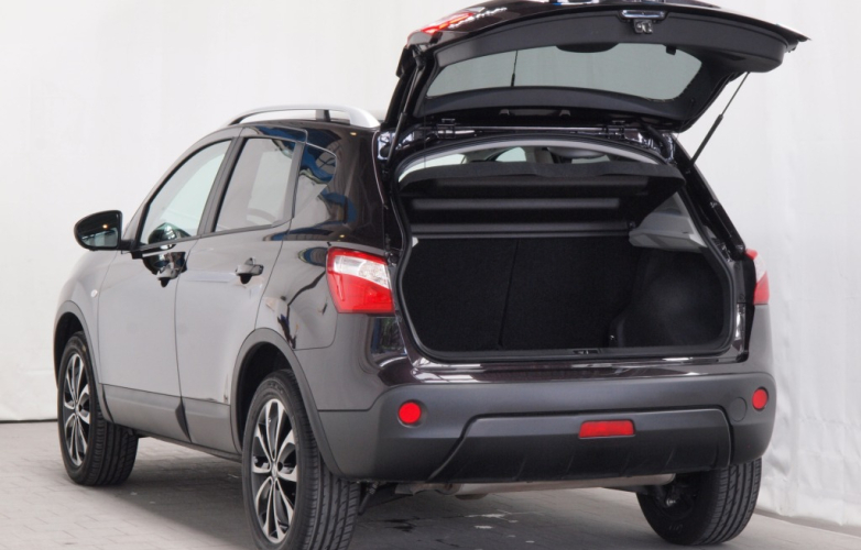 Nissan Qashqai 1 6 Dci I Way 4x2 5dr 4x4 2012 Ridc