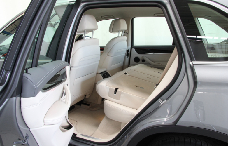 BMW X5 xDrive 30d Blue Performance 5dr 4x4 2013 RiDC