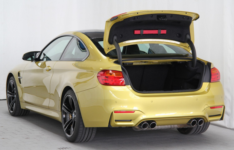 M4 boot clearance