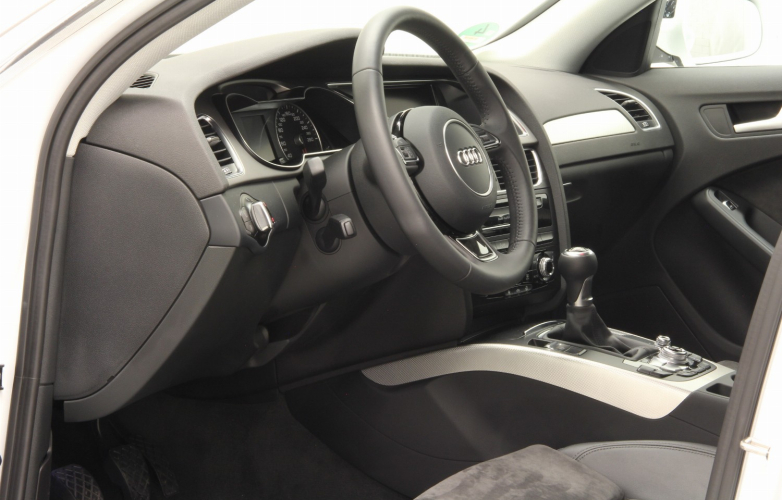 Driver side - steering position