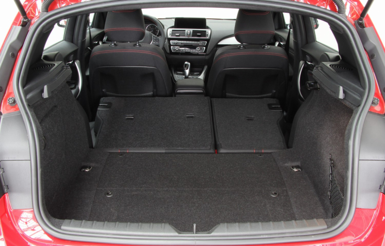 Boot with seats folded 1