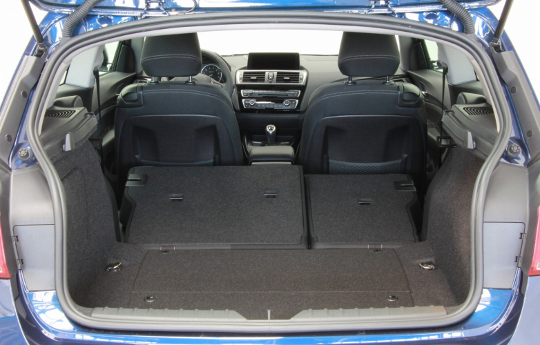 Boot with seats folded 1