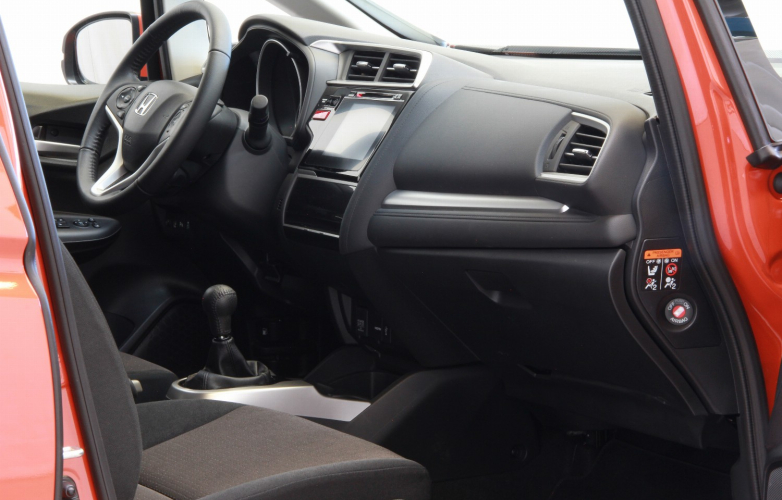 Jazz 1.3 i-VTEC Elegance 5dr hatch 2015  RiDC