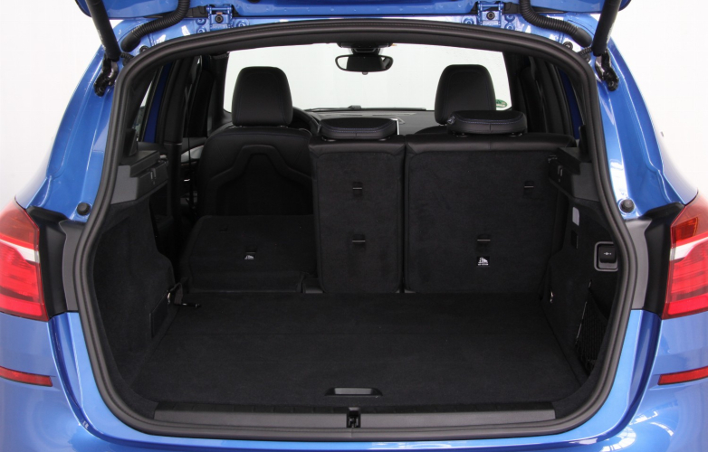Boot with seats folded 1