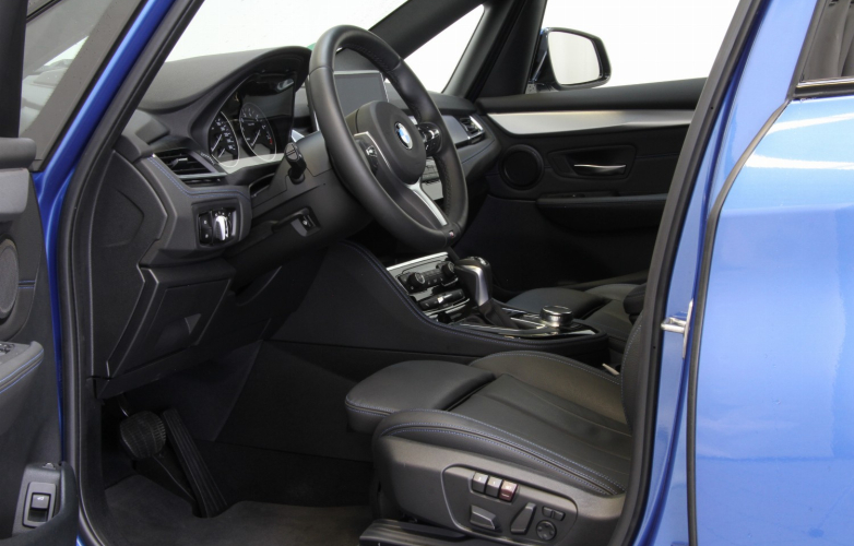 Driver side - steering position