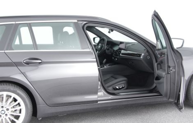 Passenger side - door opening