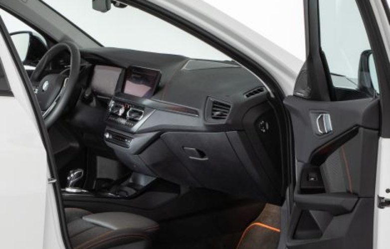 Passenger side - dashboard