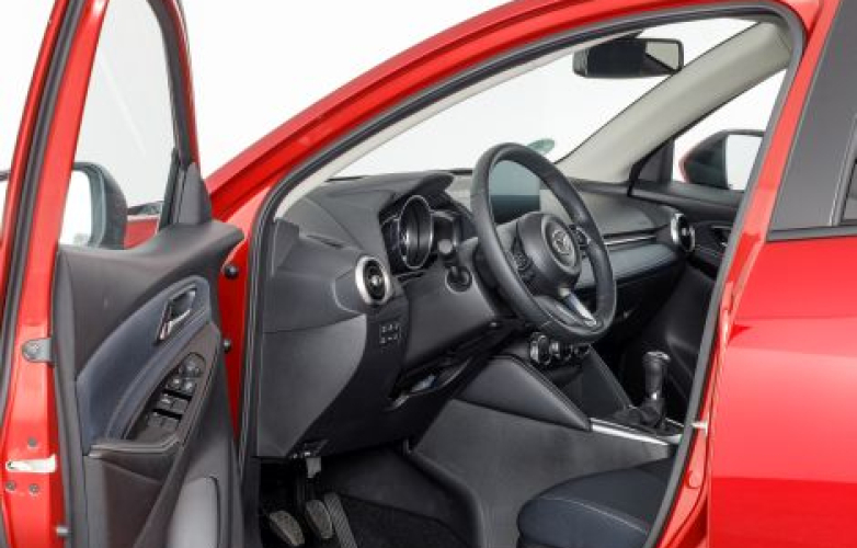 Driver side - steering position