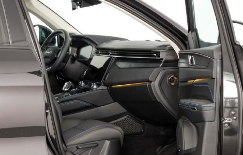 Passenger side - dashboard
