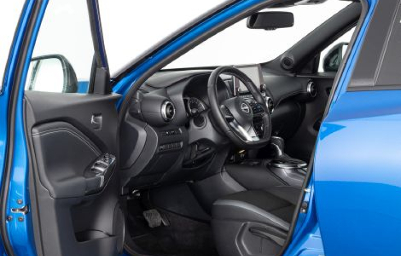 Driver side - steering position