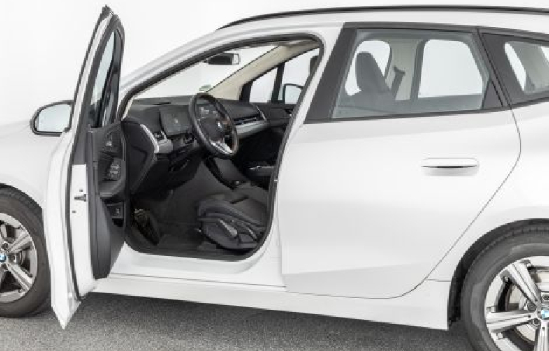 Driver side - door opening