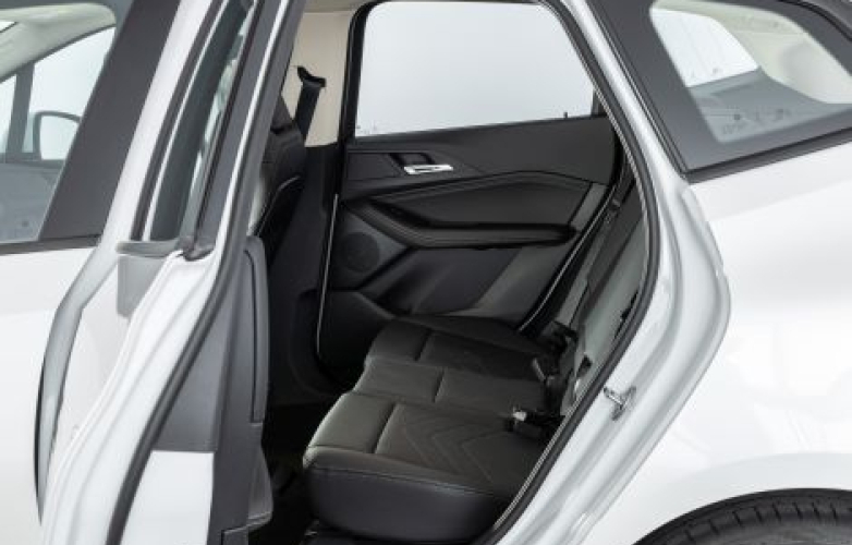 Rear passenger door