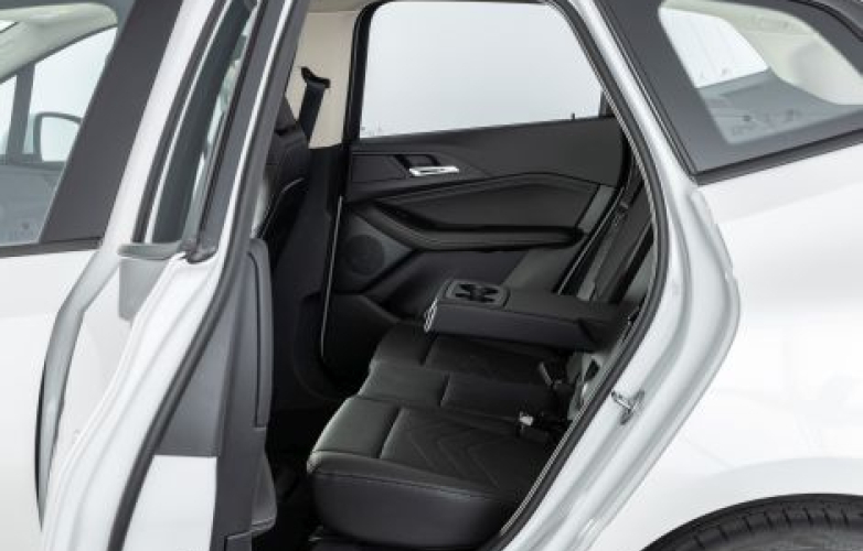 Rear seats