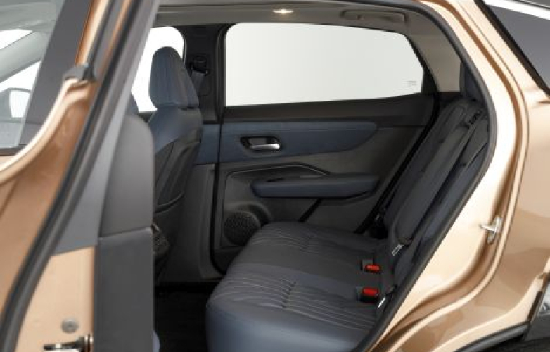 Rear passenger door
