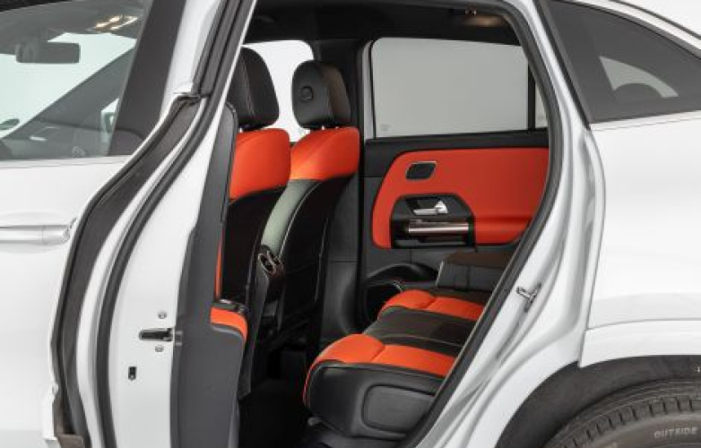 Rear seats