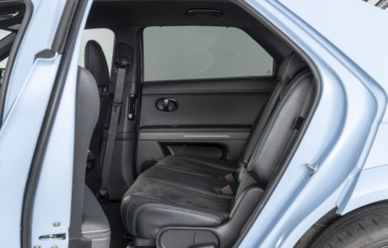 Rear passenger door