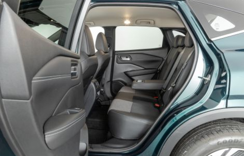 Rear seats