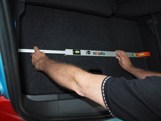 Measuring a car boot at its narrowest point