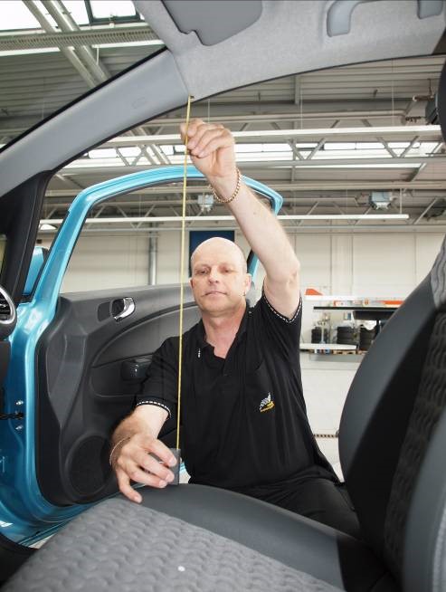 Measuring headroom on passenger side of the car