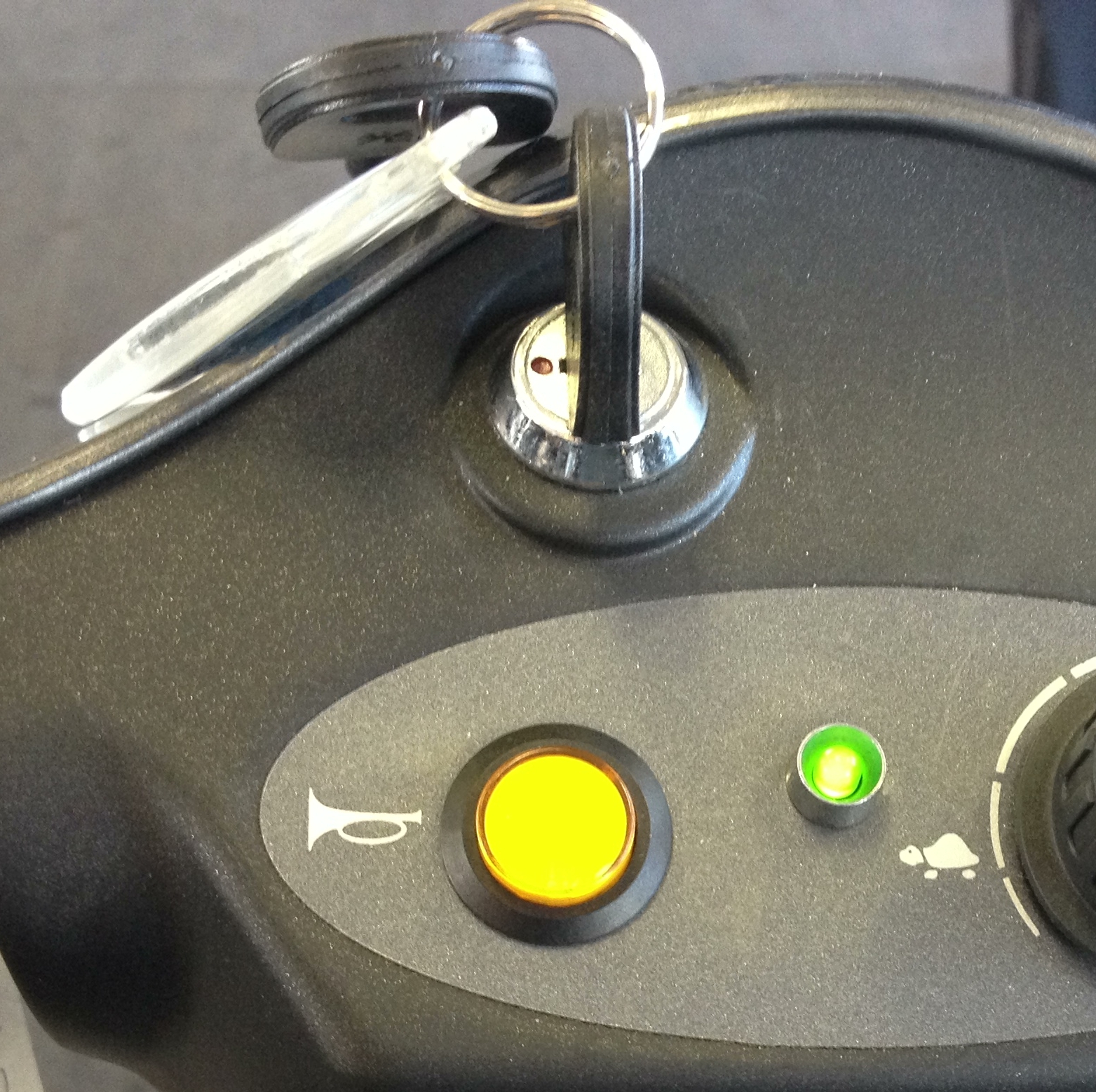 Detachable key on mobility scooter